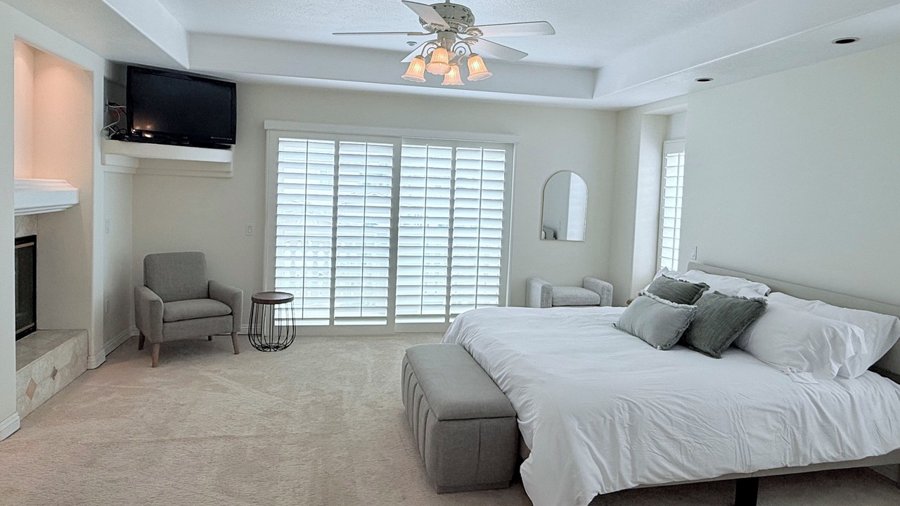 Photo of Bedroom in Oxnard Shores