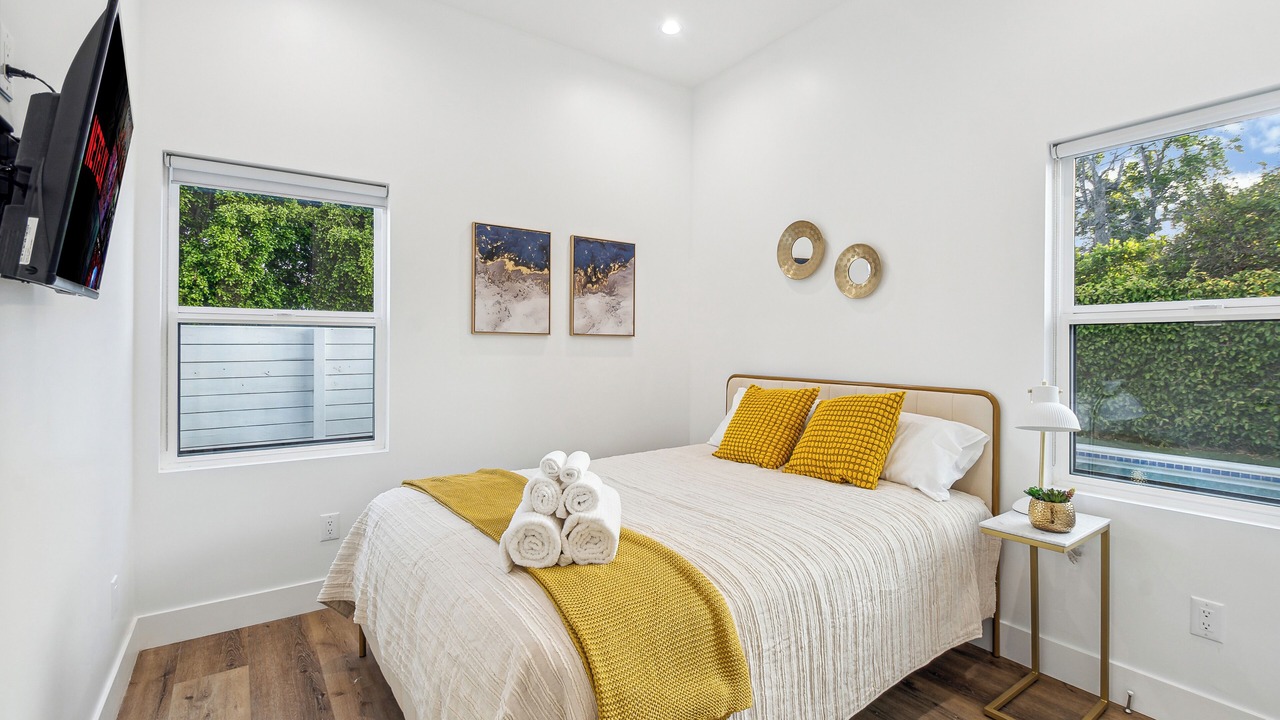 Photo of Bedroom in Burbank