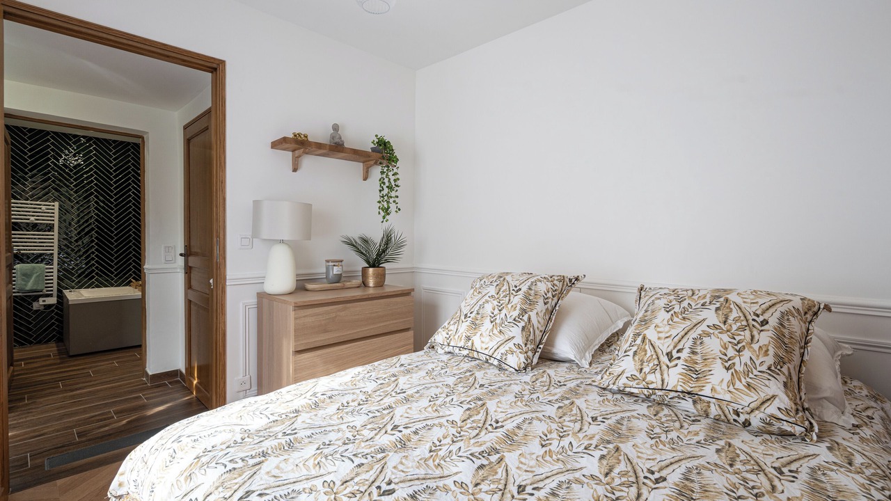 Photo of Bedroom in Les Puces de Saint-Ouen