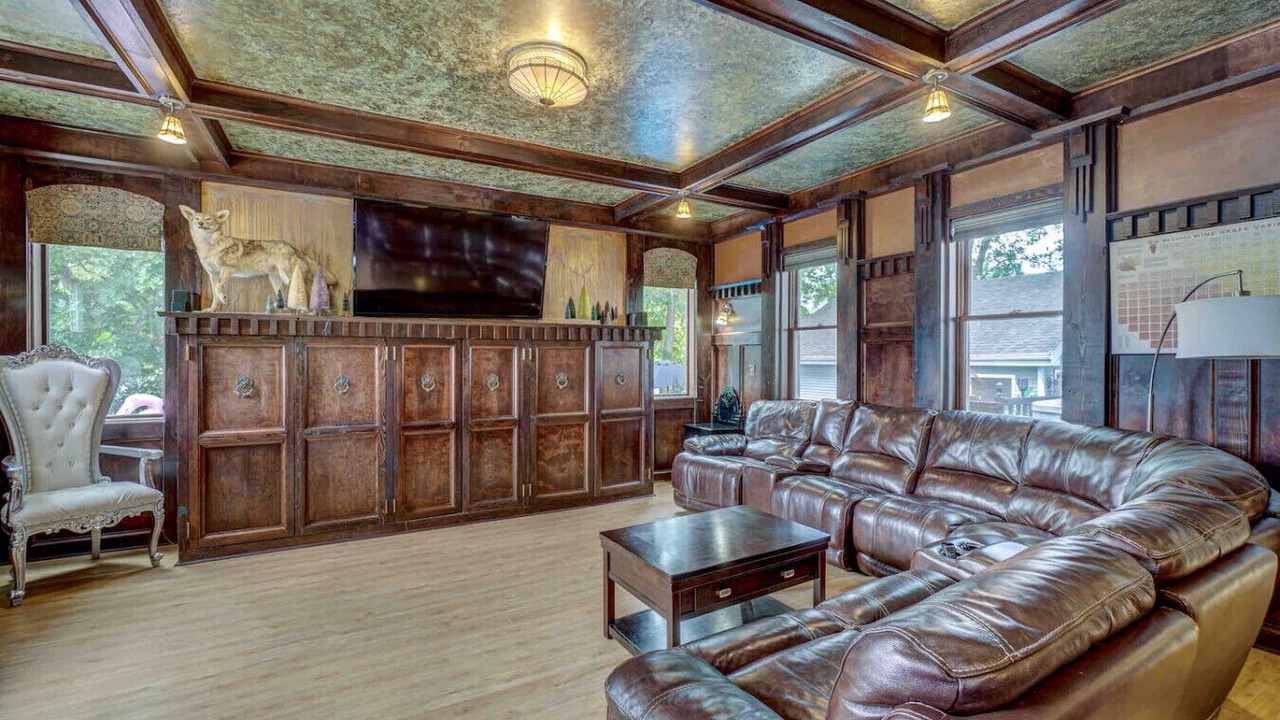 Photo of Livingroom in Hudson