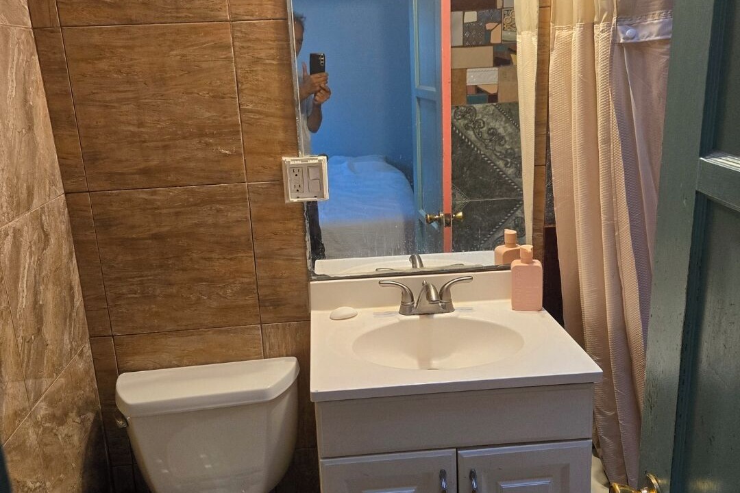 Photo of Bathroom in Sunset Park