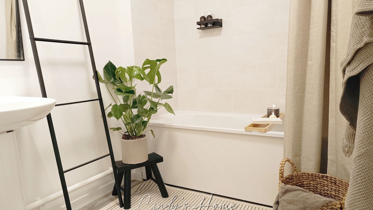 Photo of Bathroom in Le Blanc-Mesnil