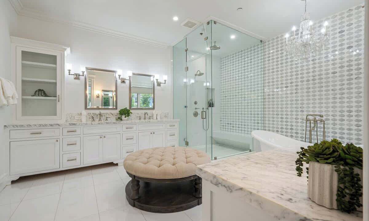 Photo of Bathroom in Brentwood