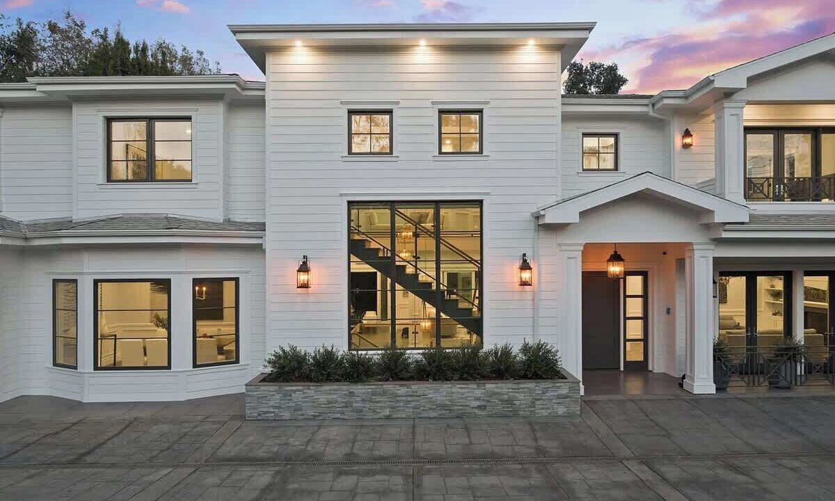 Photo of Outdoor in Brentwood