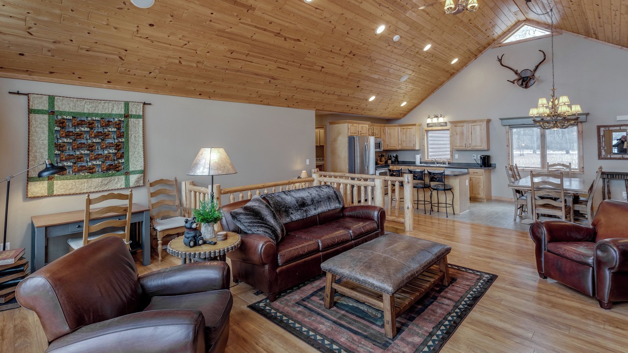 Photo of Livingroom in Crosslake