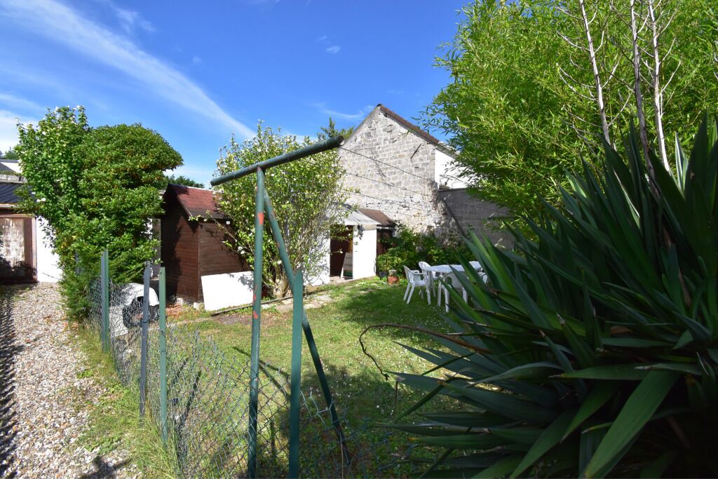 Photo of Outdoor in Beaumont-sur-Oise