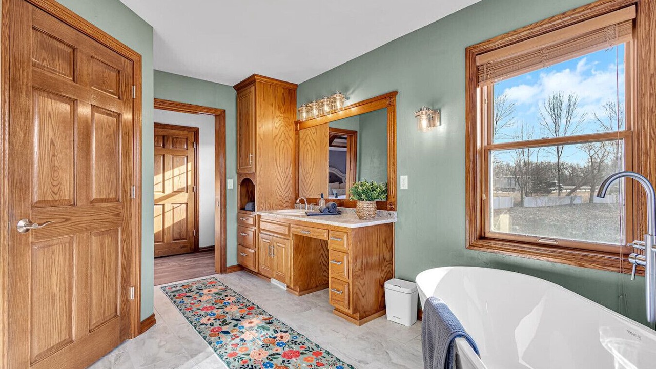 Photo of Bathroom in Howard