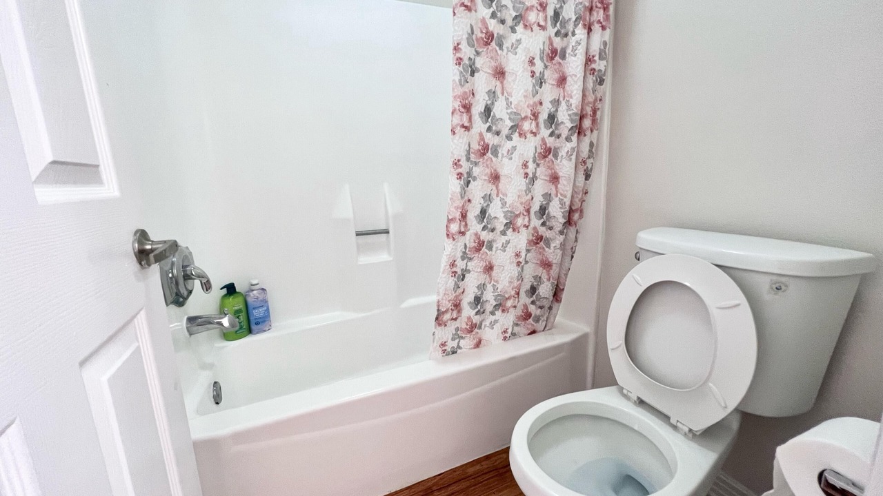 Photo of Bathroom in Silver Strand
