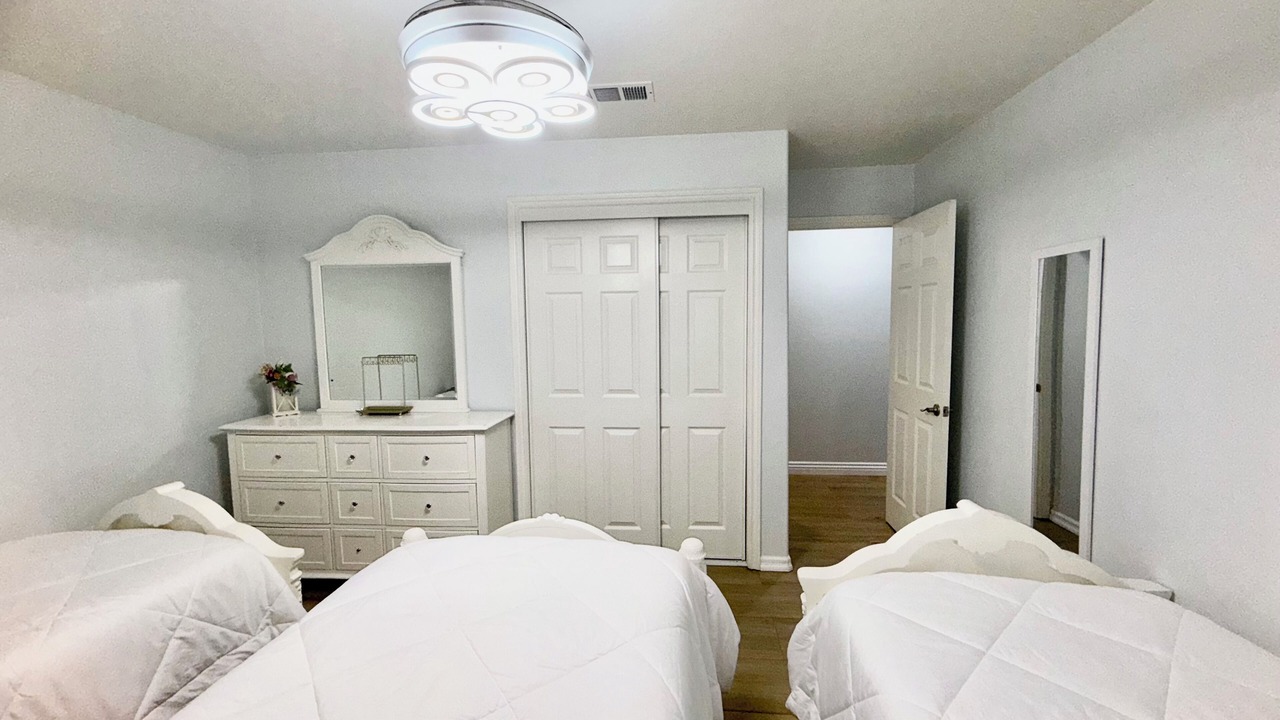 Photo of Bedroom in Bakersfield