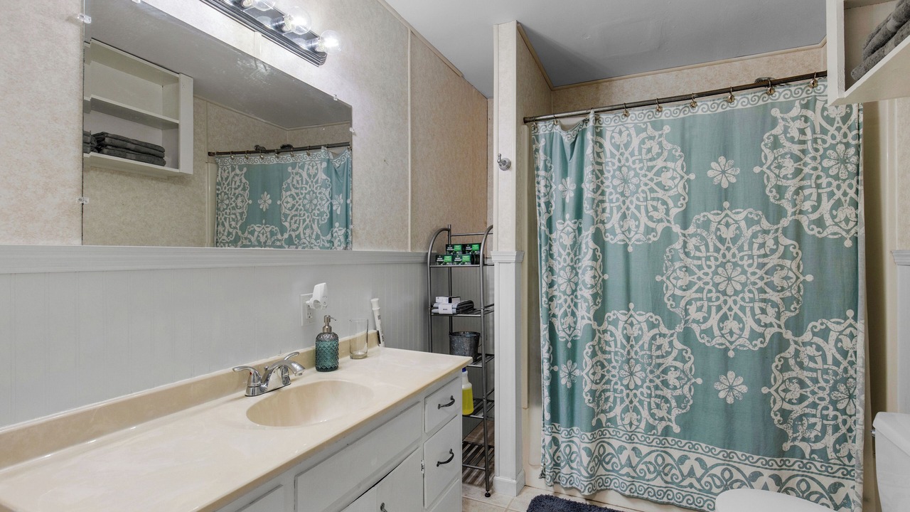 Photo of Bathroom in Semmes