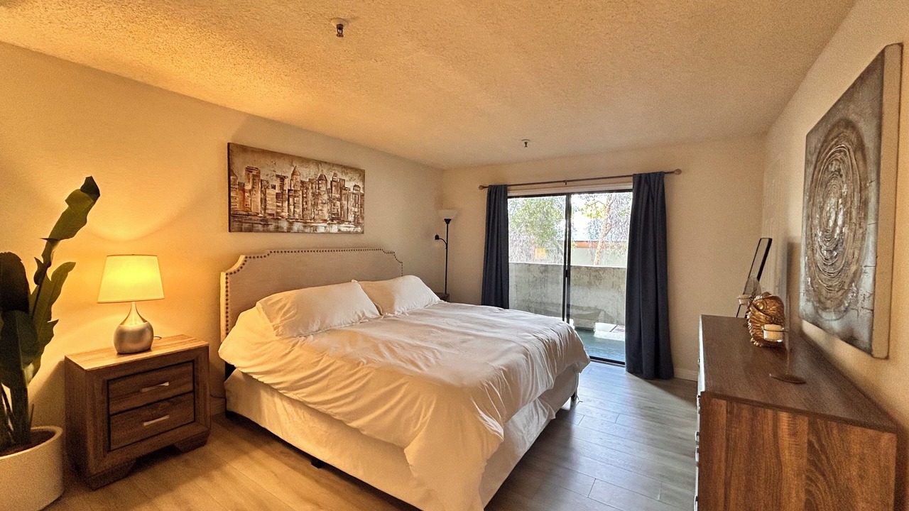 Photo of Bedroom in Pasadena