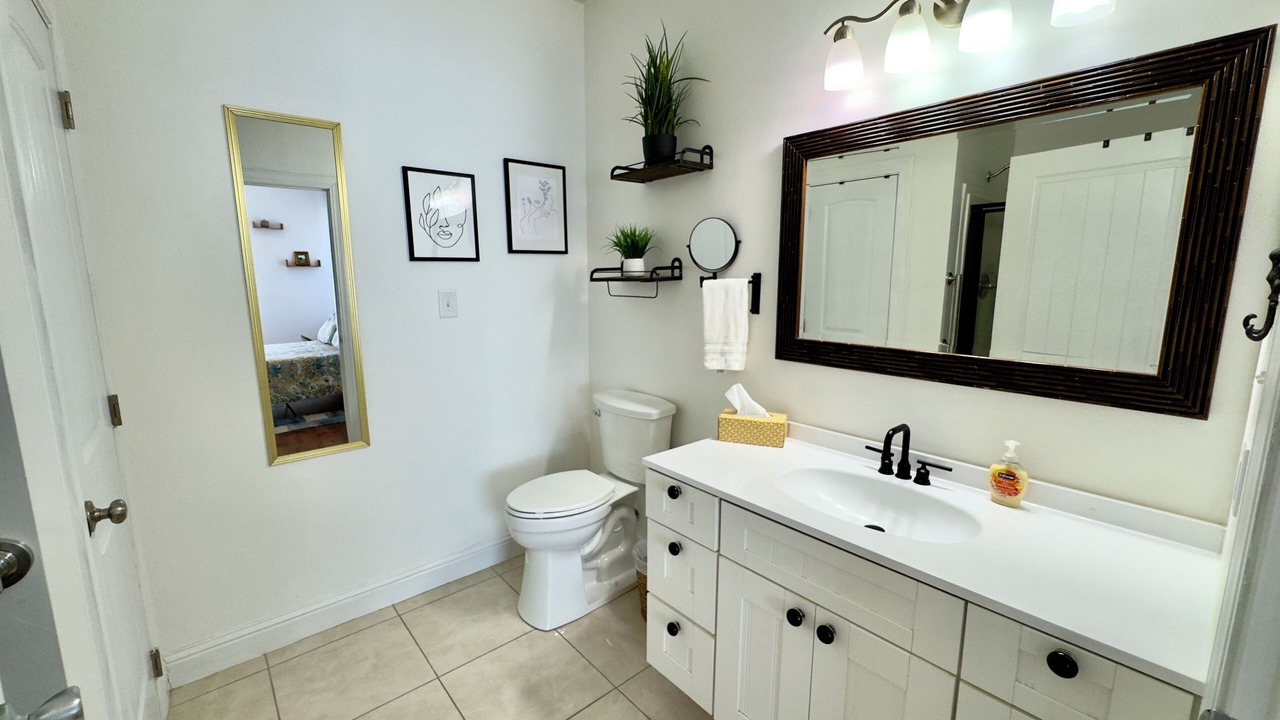 Photo of Bathroom in Ocean Springs