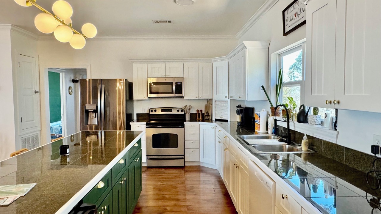 Photo of Kitchen in Ocean Springs