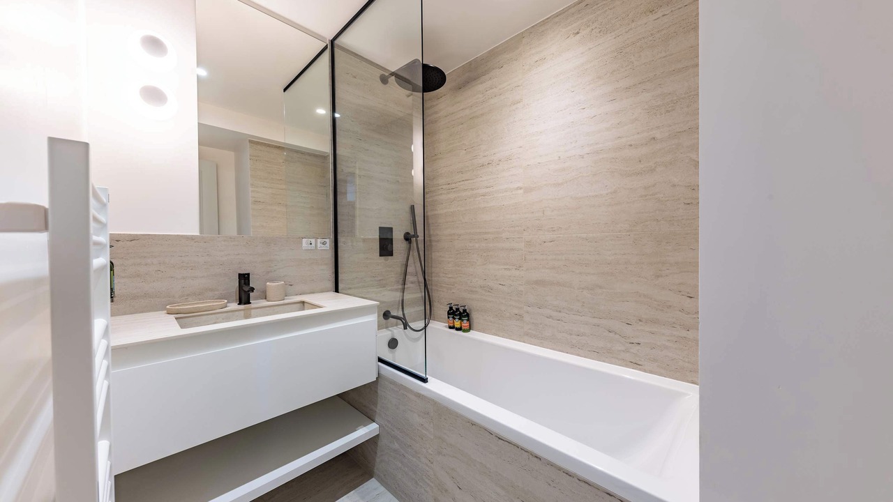 Photo of Bathroom in Chaussee-d'Antin