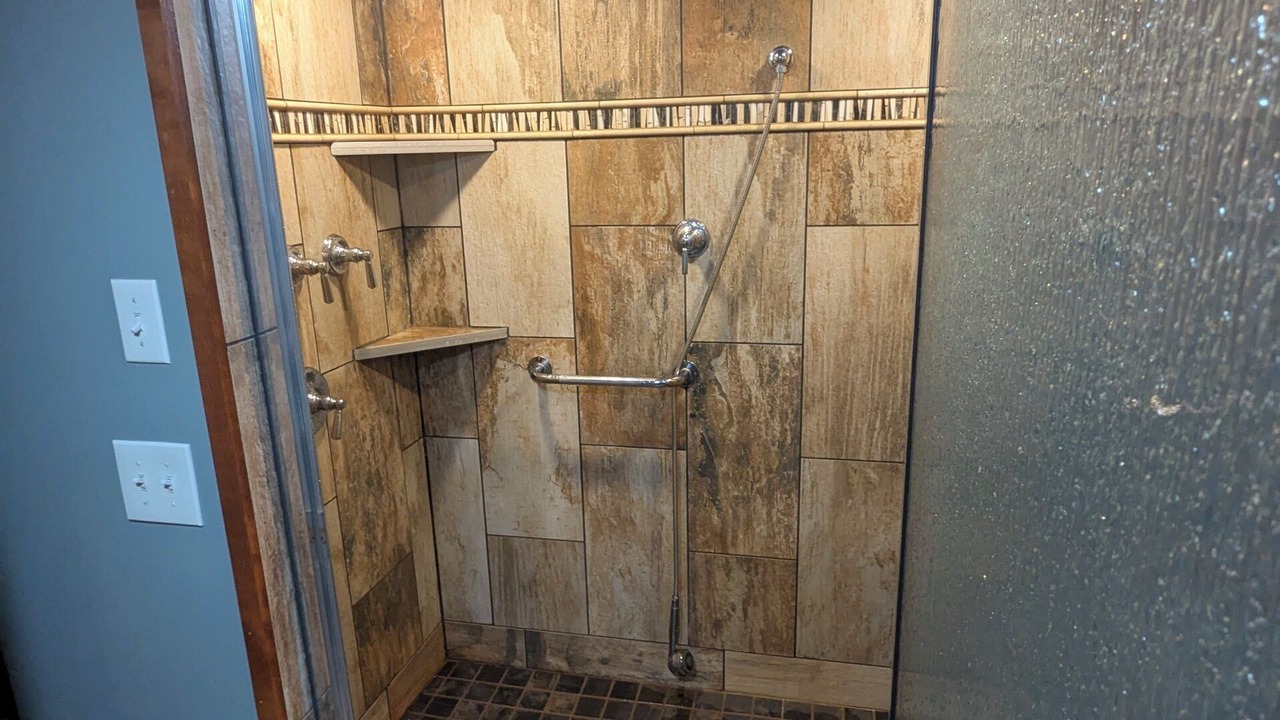 Photo of Bathroom in Walker