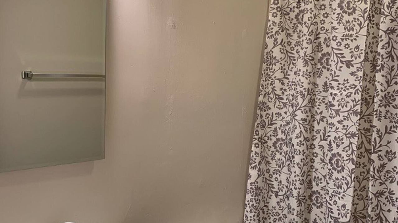 Photo of Bathroom in Wenonah
