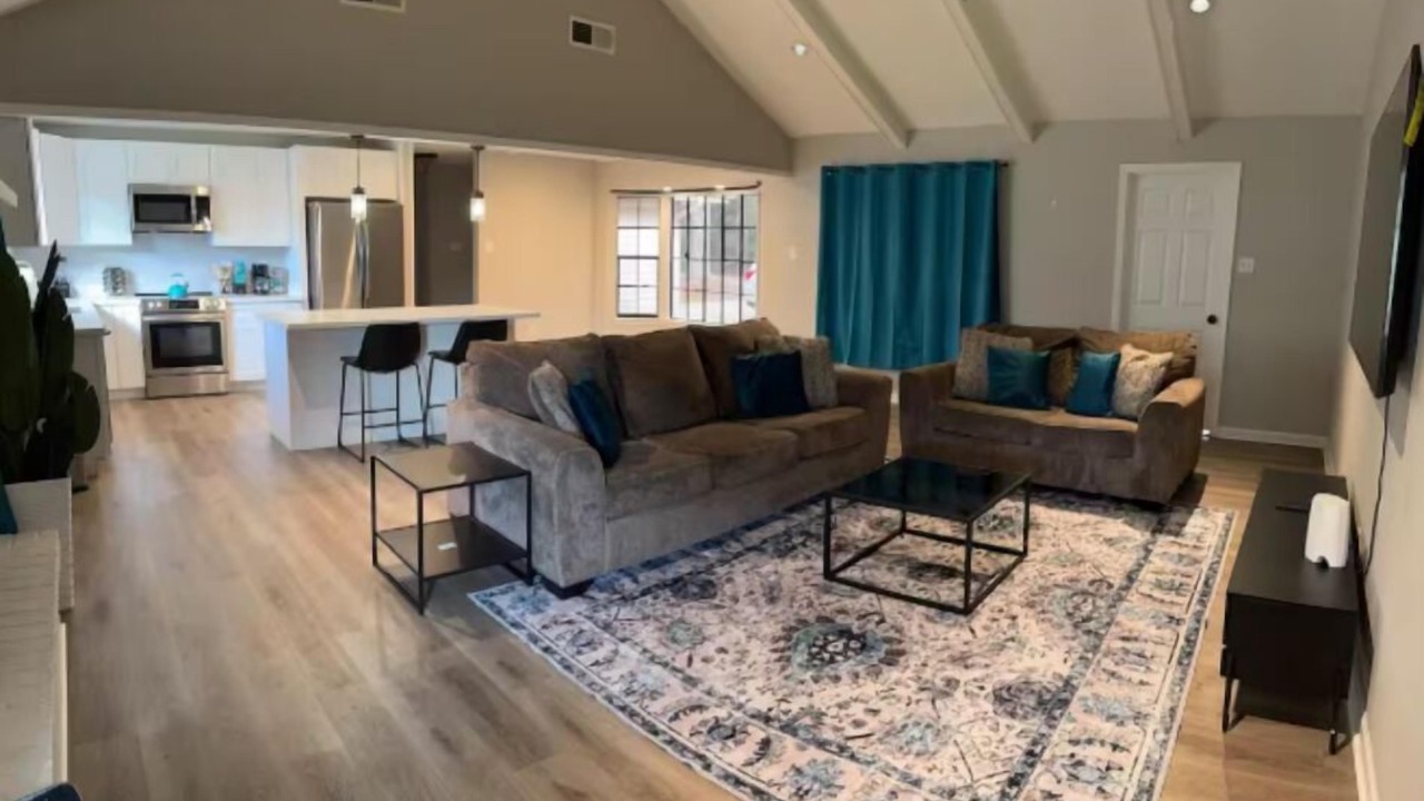 Photo of Livingroom in Slidell