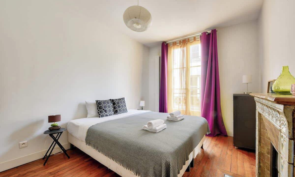 Photo of Bedroom in 4th Arrondissement