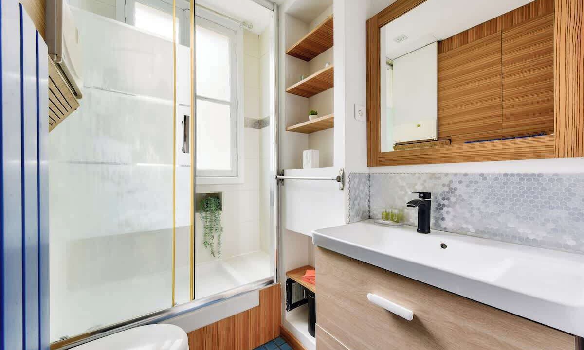 Photo of Bathroom in 4th Arrondissement