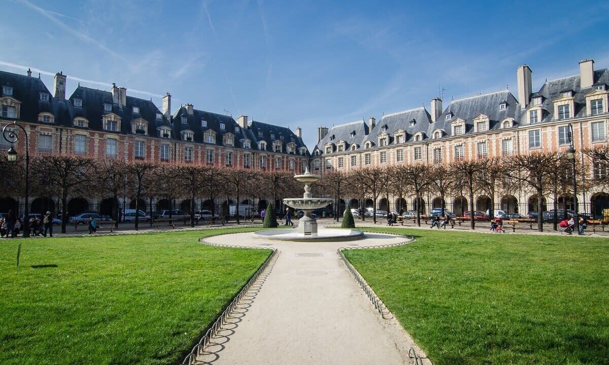 Photo of Others in 4th Arrondissement