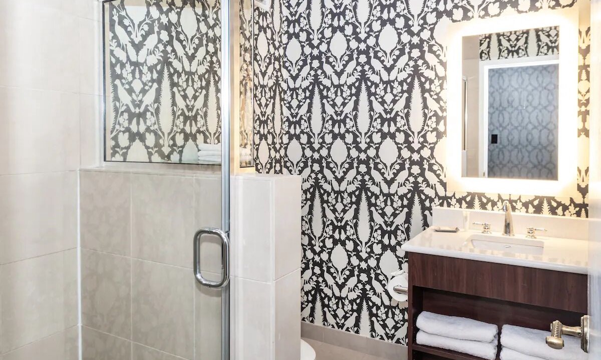 Photo of Bathroom in Historic District