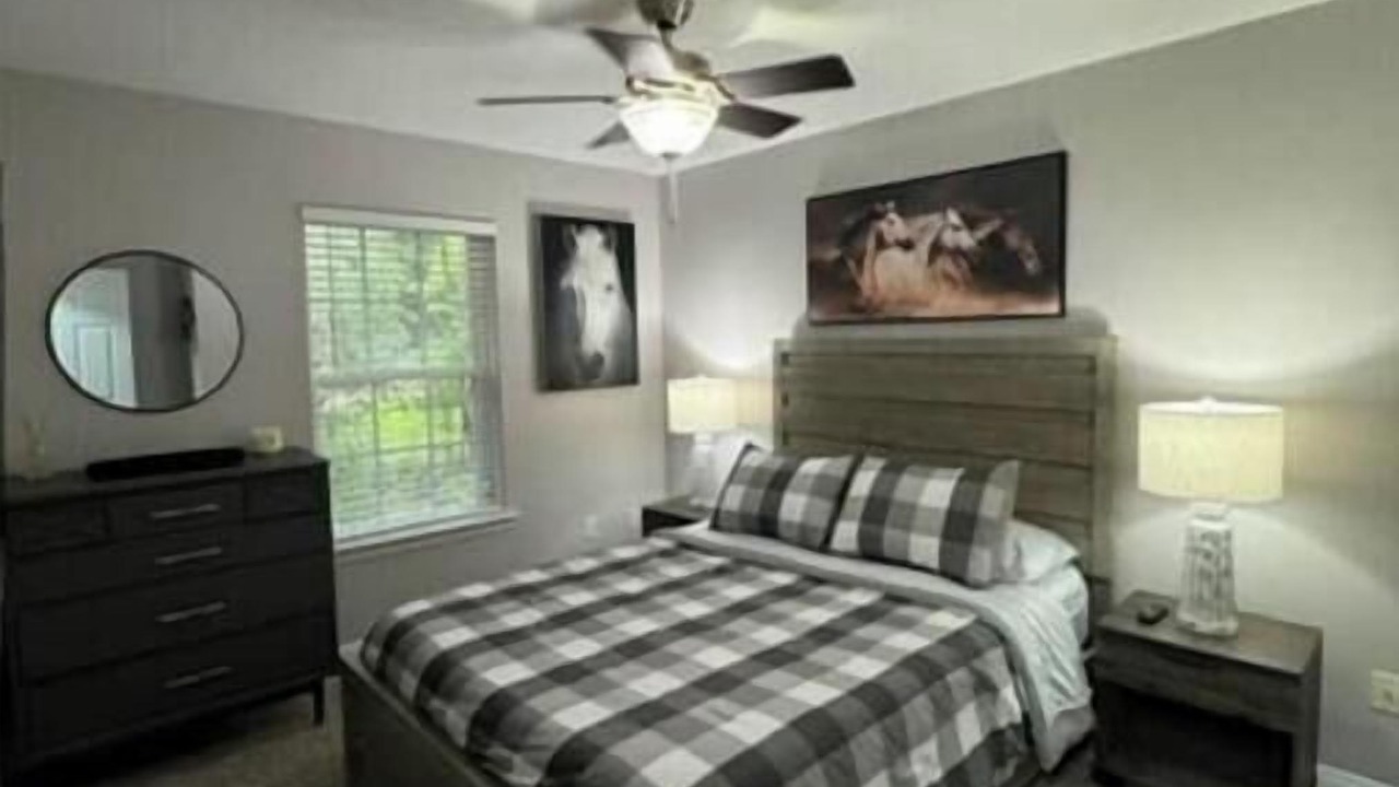 Photo of Bedroom in Ocean Springs
