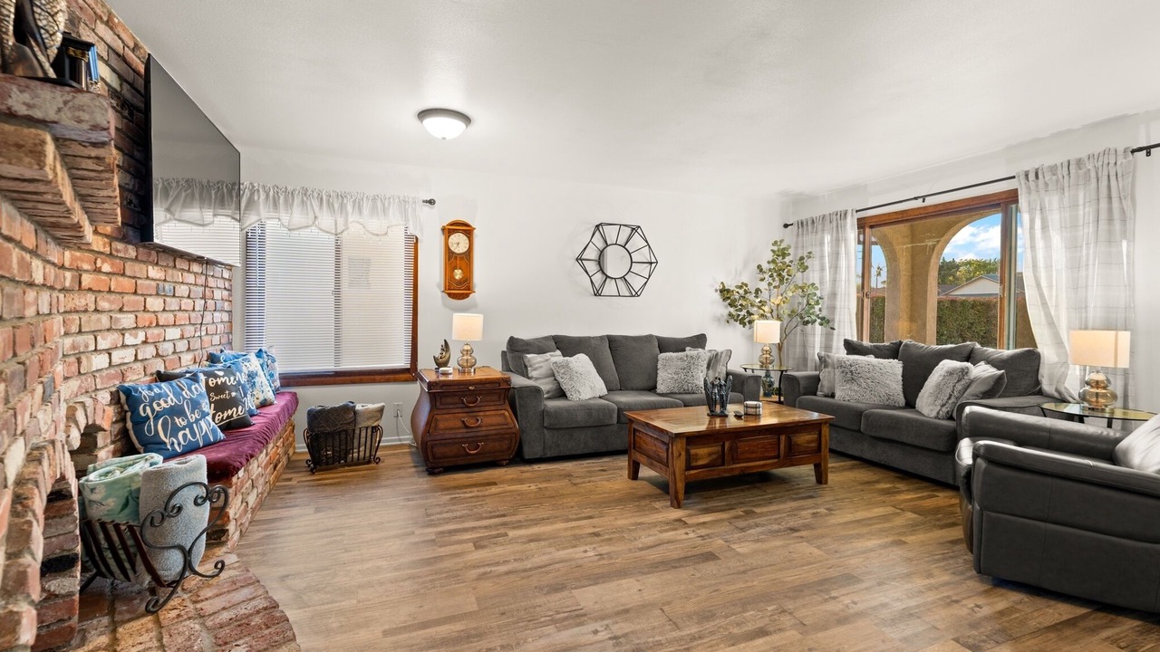 Photo of Livingroom in Ventura