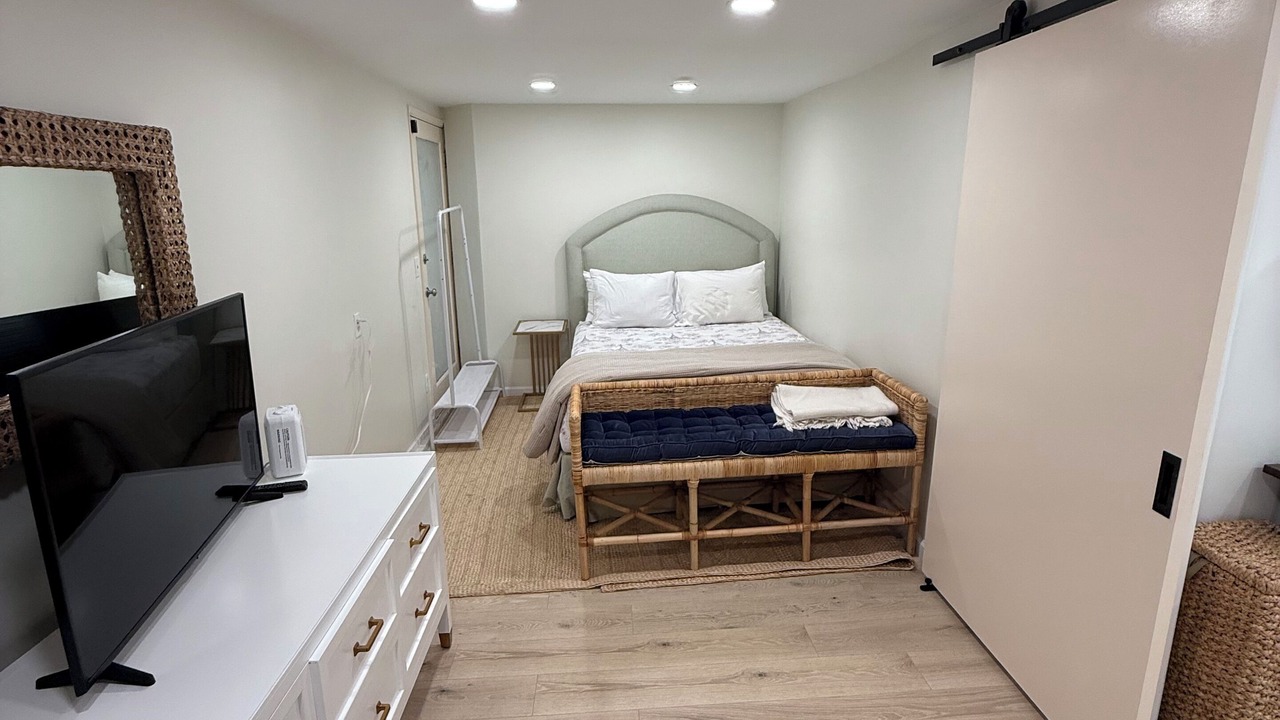 Photo of Bedroom in Westside