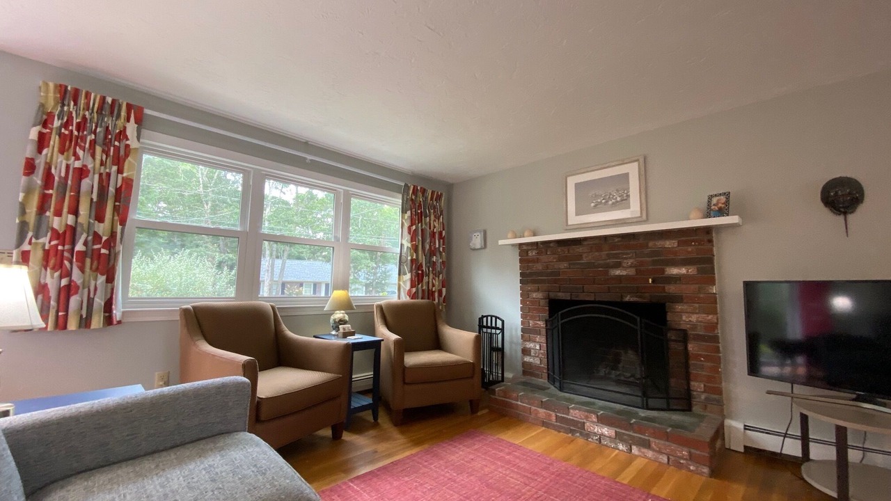Photo of Livingroom in Hyannis