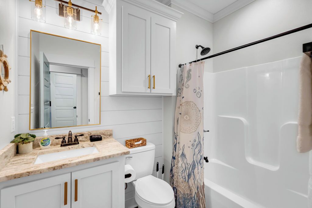 Photo of Bathroom in Shoreline Park