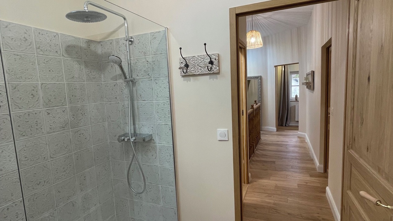 Photo of Bathroom in Ully-Saint-Georges