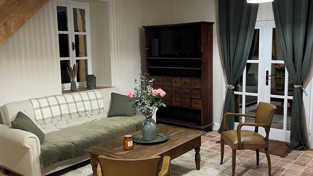 Photo of Livingroom in Ully-Saint-Georges