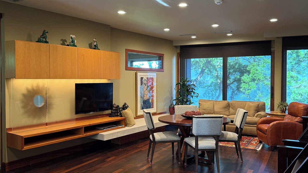 Photo of Livingroom in Okoboji