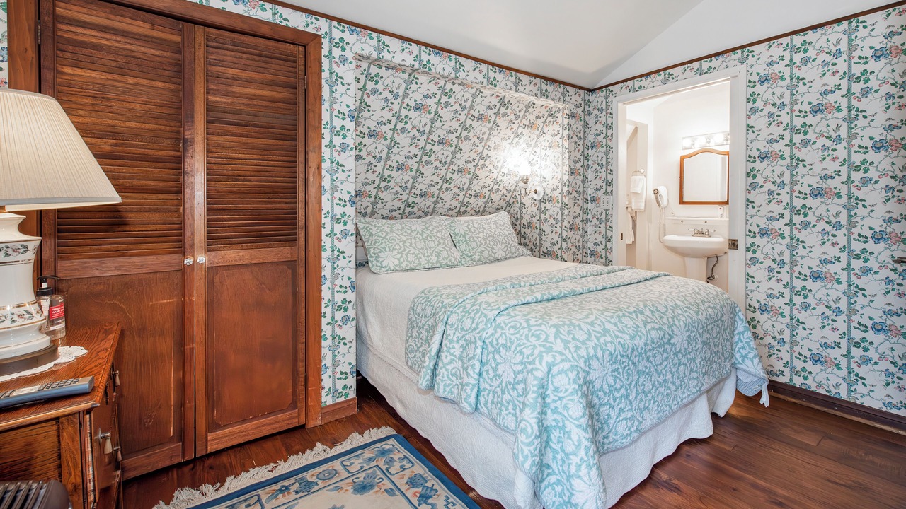 Photo of Bedroom in Oak Park