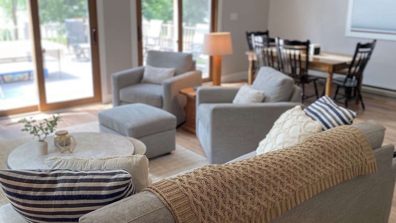 Photo of Livingroom in Nekoosa