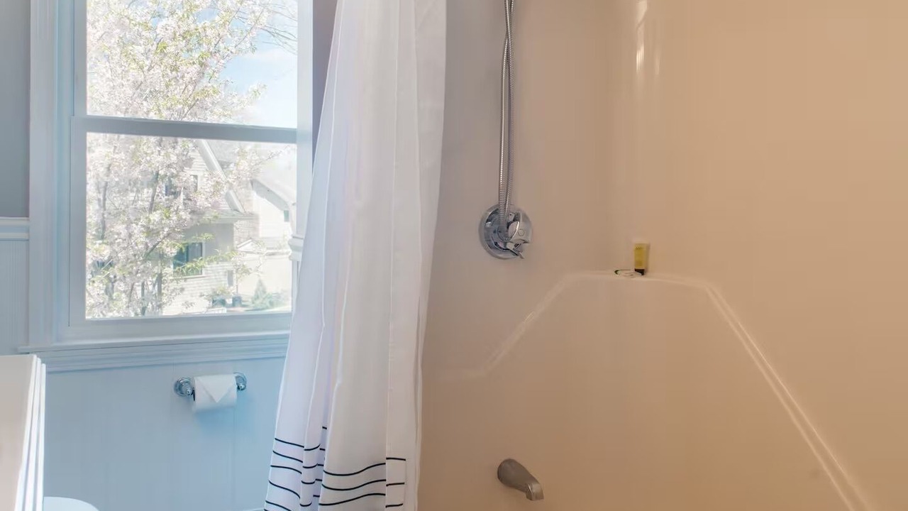 Photo of Bathroom in Brook Farm