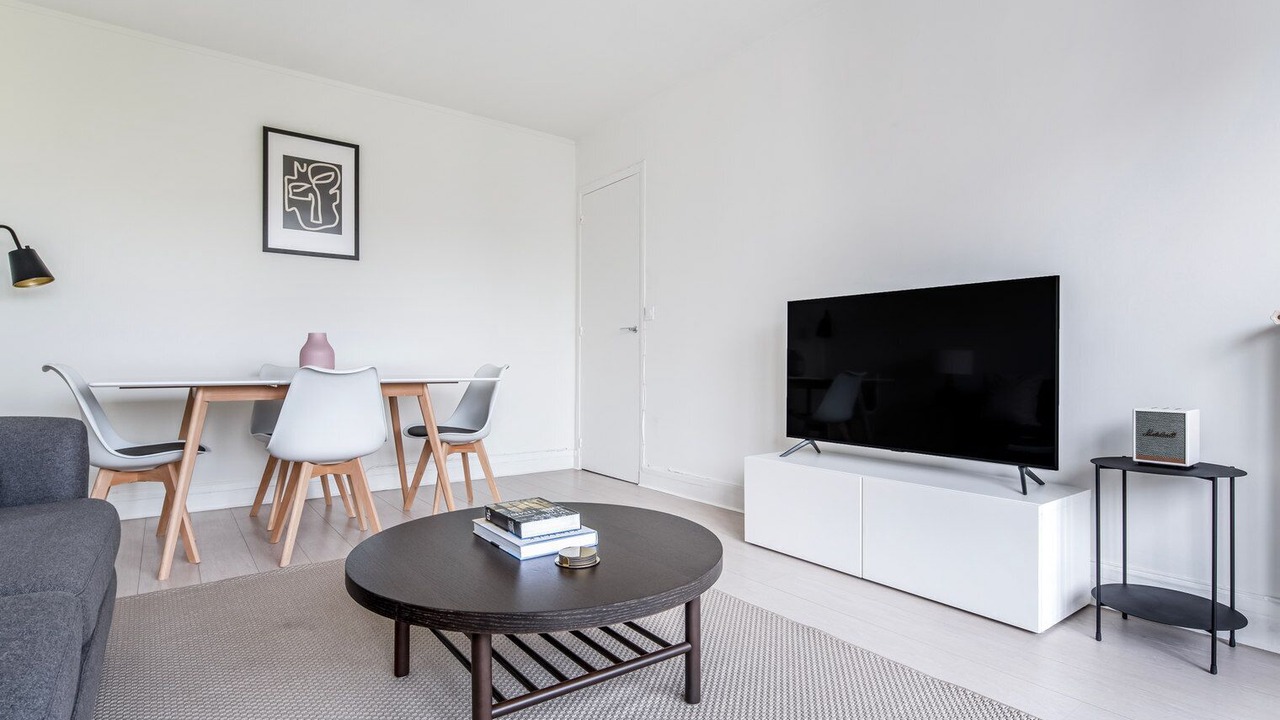 Photo of Livingroom in 17th Arrondissement