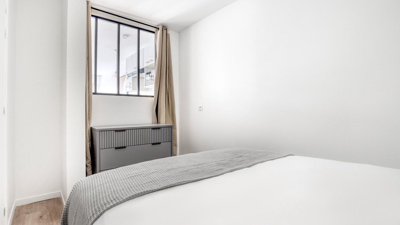 Photo of Bedroom in Notre-Dame-des-Champs