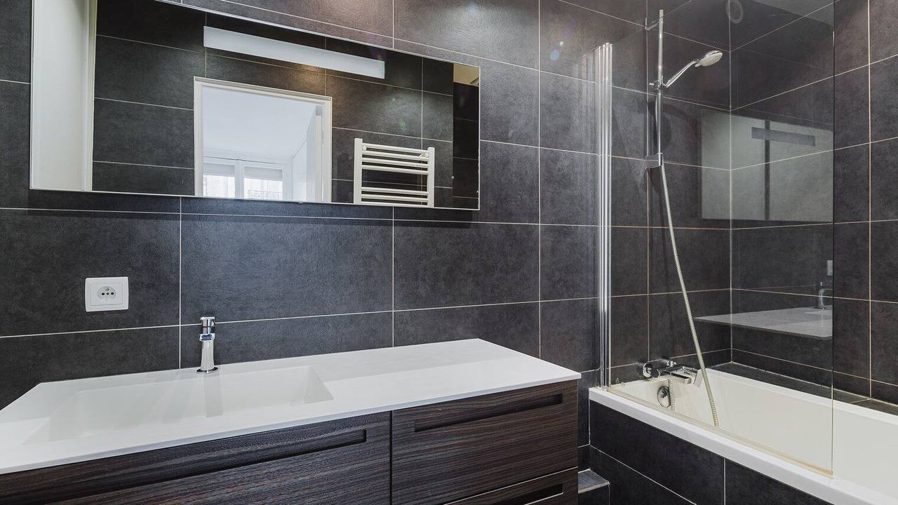 Photo of Bathroom in Quartier de Rochechouart