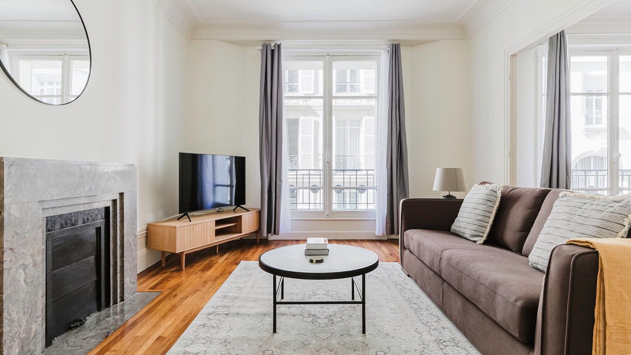 Photo of Livingroom in Notre-Dame-des-Champs