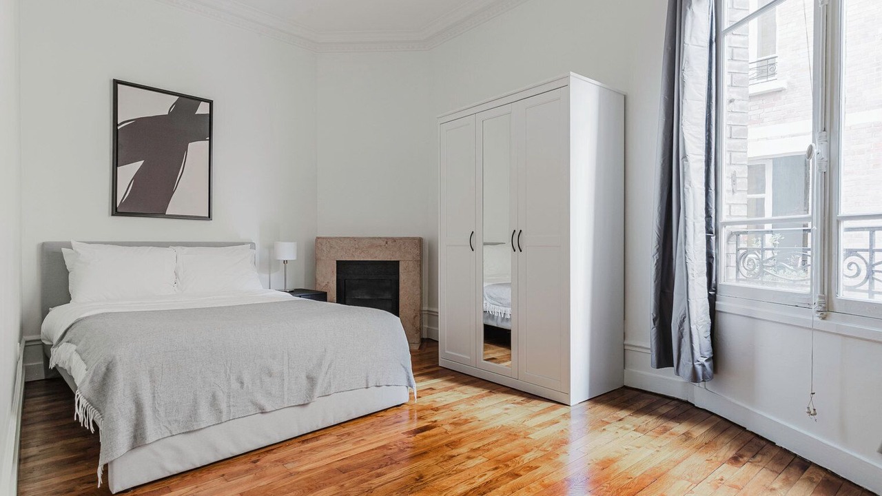 Photo of Bedroom in Notre-Dame-des-Champs