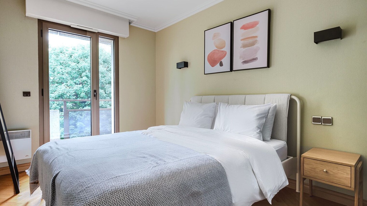 Photo of Bedroom in Passy