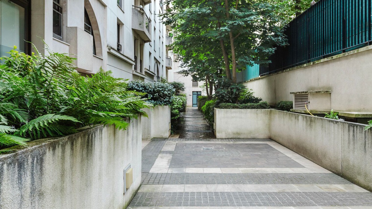 Photo of Outdoor in Passy