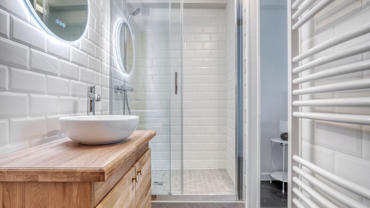 Photo of Bathroom in Quartier de la Place-Vendome