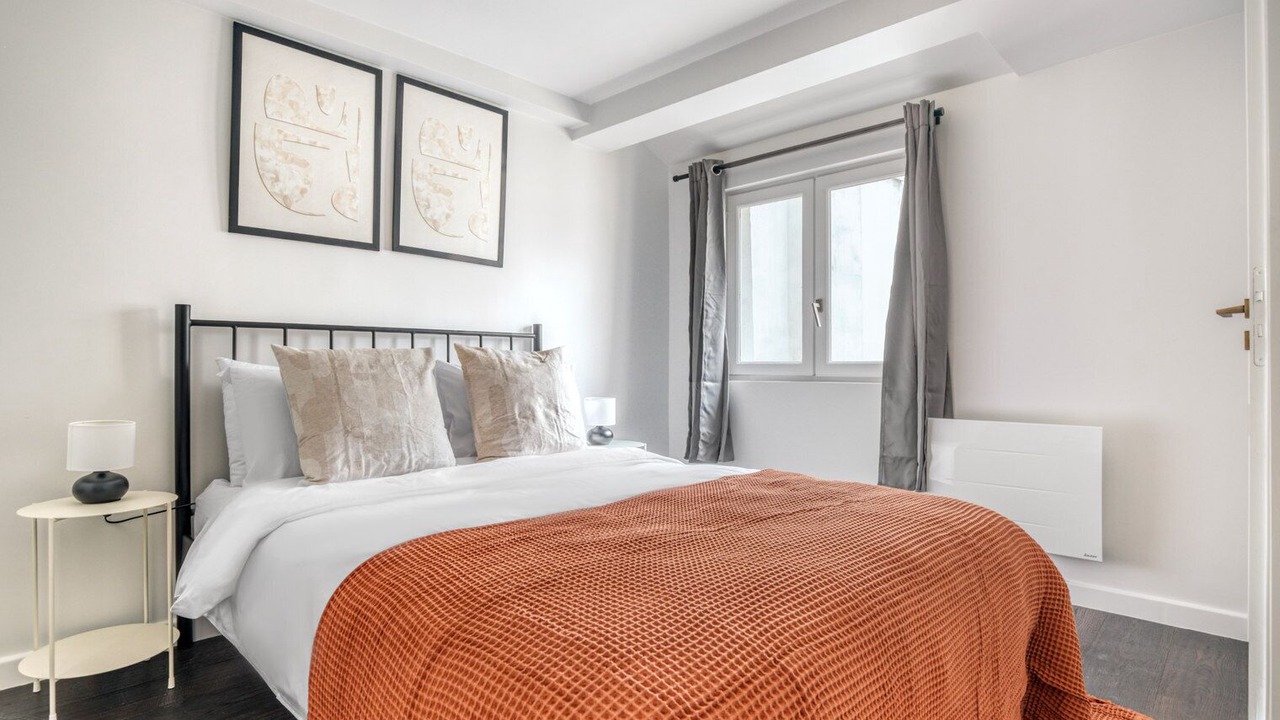 Photo of Bedroom in Quartier de la Place-Vendome
