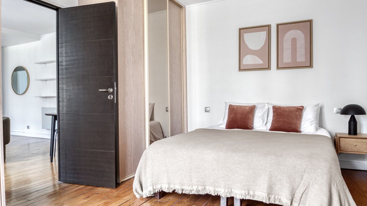 Photo of Bedroom in Notre-Dame-des-Champs
