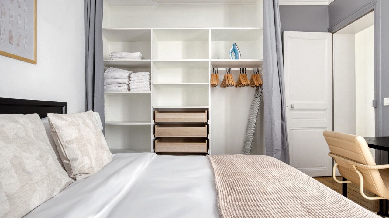 Photo of Bedroom in 17th Arrondissement