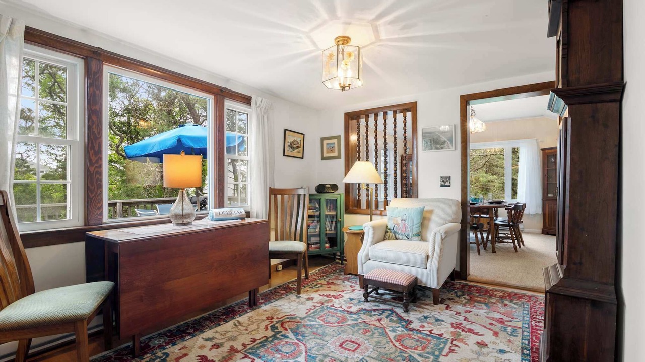 Photo of Livingroom in East Orleans
