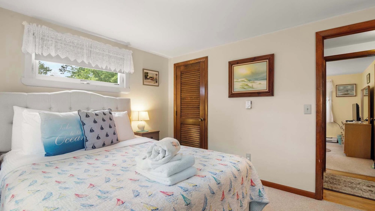 Photo of Bedroom in East Orleans
