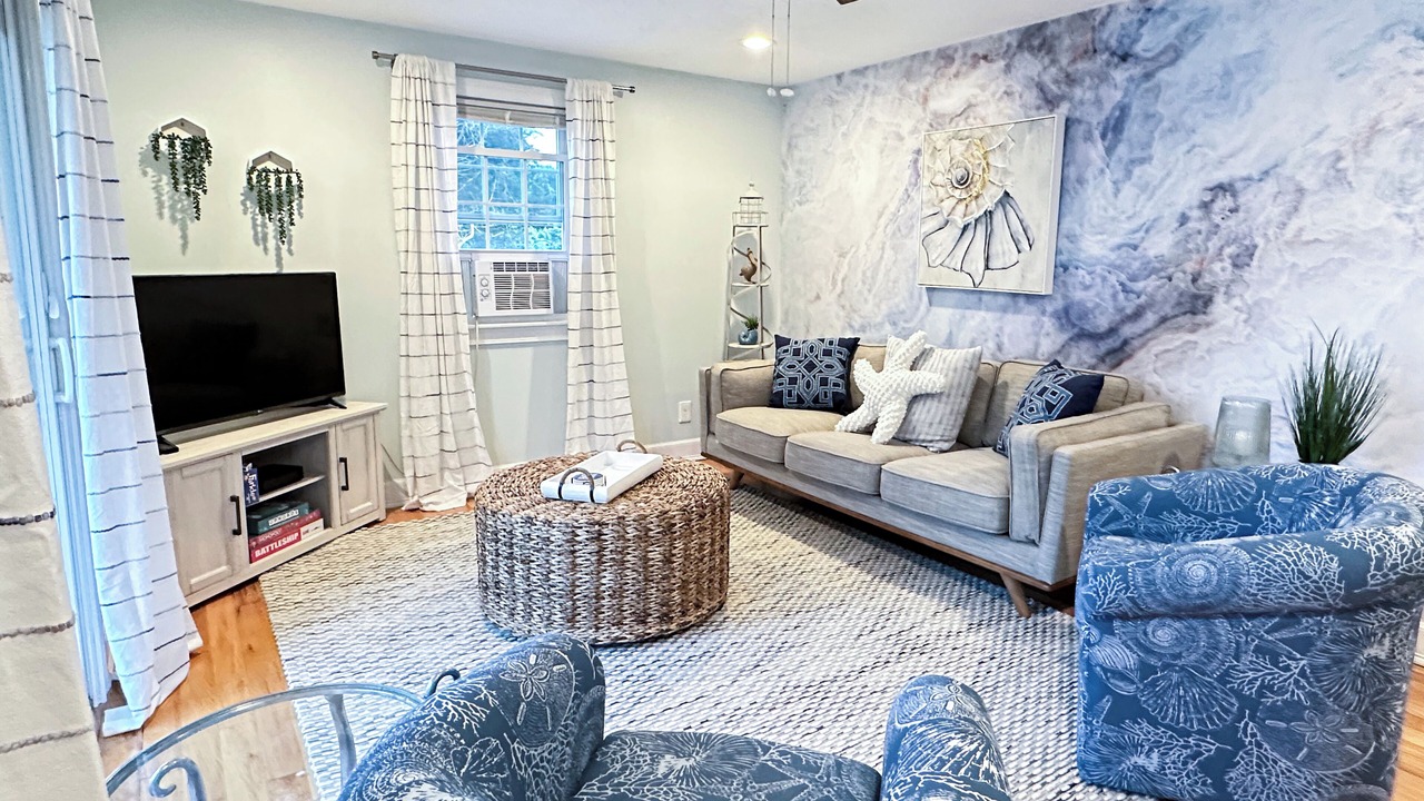 Photo of Livingroom in Plymouth